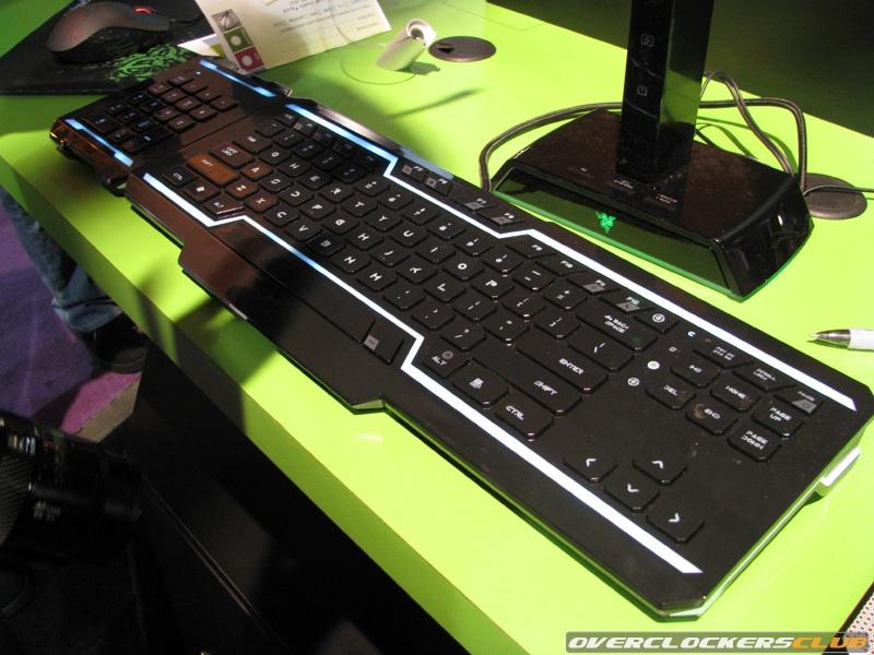 tron keyboard.JPG